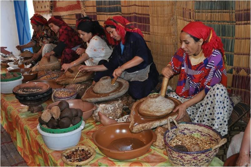 Day 1: Marrakech - Essaouira